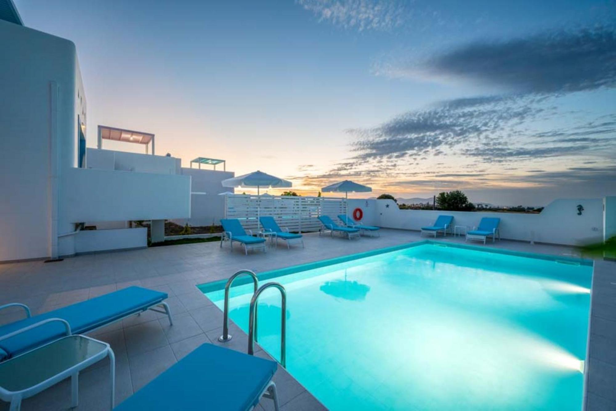 Xenos Villa 6 With A Private Pool Near The Sea Tigkaki  Bagian luar foto